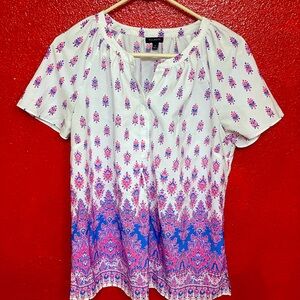 Brand: Talbots Size: M
Material: 100% polyester